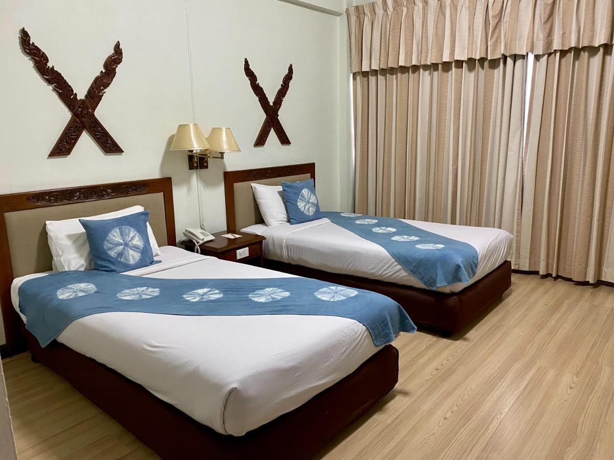 Maeyom Palace Hotel Пхрэ Экстерьер фото