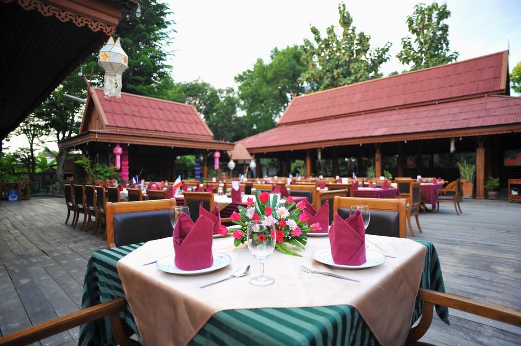 Maeyom Palace Hotel Пхрэ Экстерьер фото