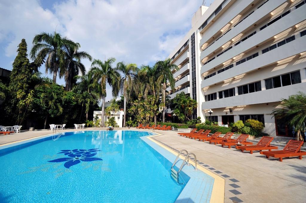 Maeyom Palace Hotel Пхрэ Экстерьер фото